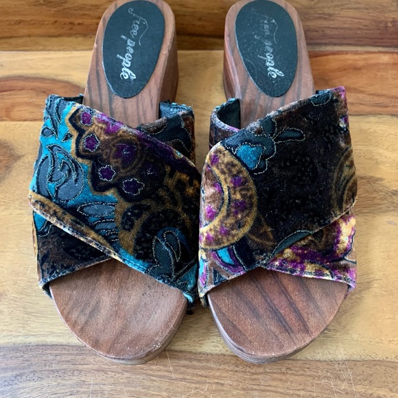 FREE PEOPLE Velvet Wooden Clogs/Slides - Picture 5 of 10